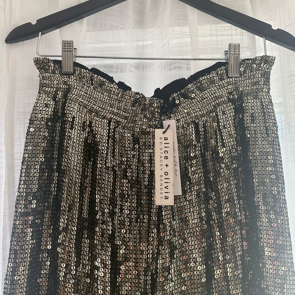 NWT ALICE + OLIVIA sequin pants! - Picture 4 of 9